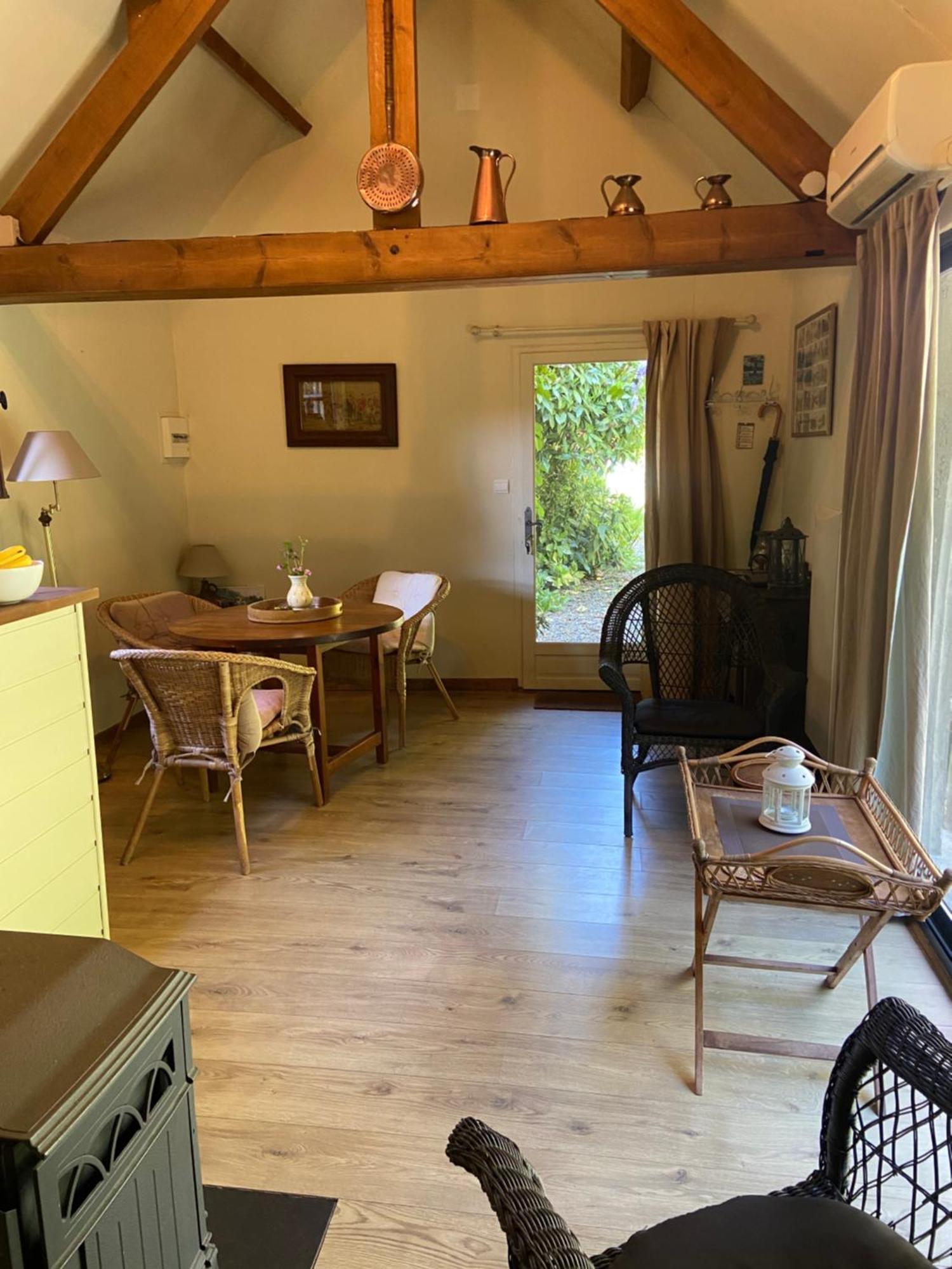 Le Jardin Sauvage Bed & Breakfast Maintenay ภายนอก รูปภาพ